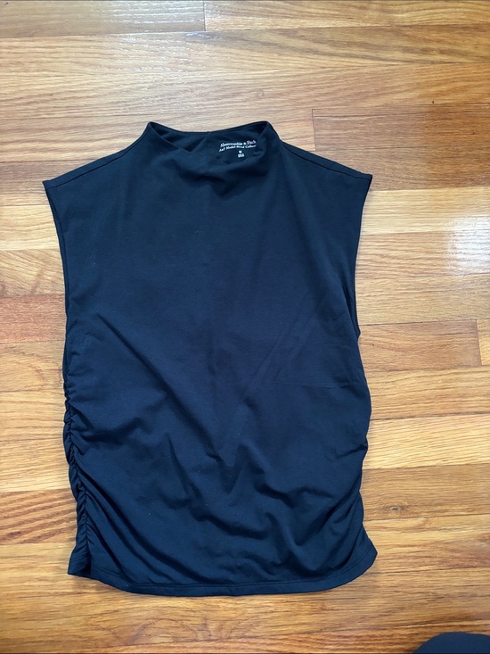 Abercrombie & Fitch Tops - Abercrombie & Fitch Black Sleeveless Mock Neck Tank with Side Ruching